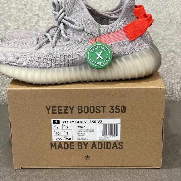 AUTHENTIC Yeezy Boost 350 Made by Adidas, New in the Box, size 10 - Picture 13 of 15
